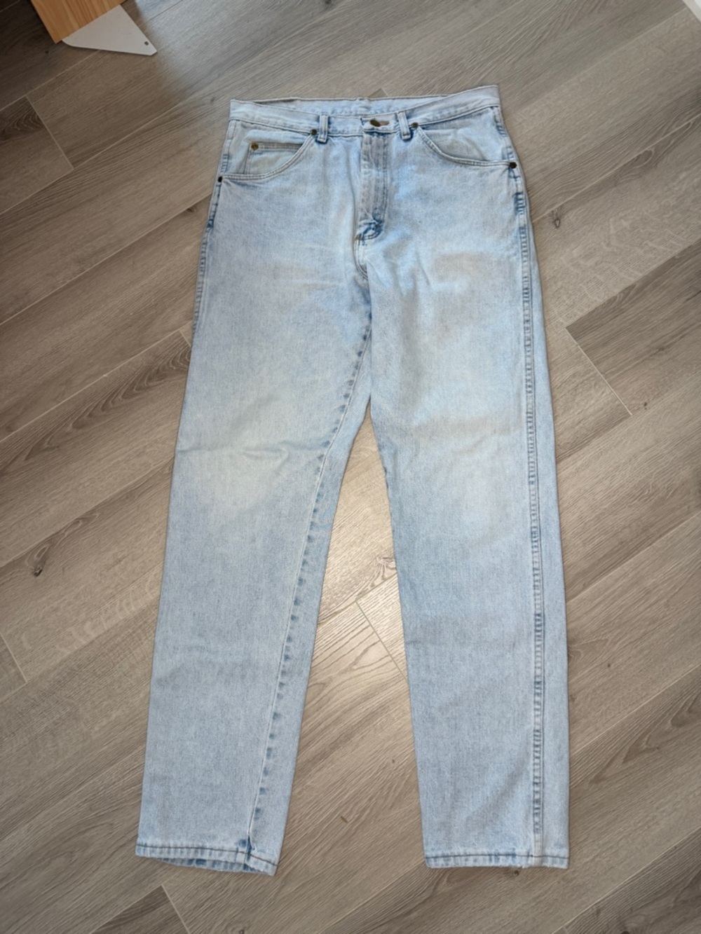 Wrangler Jeans Light Wash Straight Leg 5-Pocket 100% Cotton Sz 32
